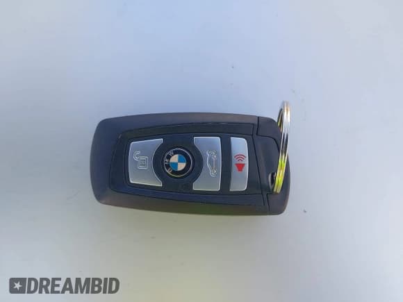 ✅ 2013 BMW 5 Series 535i • VIN: WBAFR7C57DC828936 • Лот: 43414450. Опубликован ранее на IAAI с пробегом 71 795 миль. Бесплатный доступ к архиву аукционных продаж из США и подробный отчёт об истории автомобиля на DreamBid. Изображение 11.