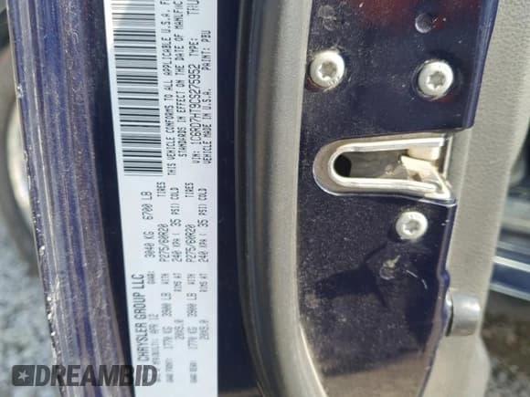 ✅ 2012 Ram 1500 Sport • VIN: 1C6RD7HT9CS275952 • Лот: 70141195. Опубликован ранее на Copart с пробегом 401 099 миль. Бесплатный доступ к архиву аукционных продаж из США и подробный отчёт об истории автомобиля на DreamBid. Изображение 12.