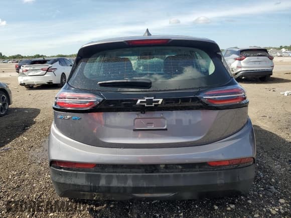 ✅ 2023 Chevrolet Bolt EV 2LT • VIN: 1G1FX6S06P4174902 • Lot: 81781274. Wystawiony na Copart z przebiegiem 23 290 mil. Bezpłatny archiwum sprzedaży aukcyjnych z USA i szczegółowy raport historii pojazdu na DreamBid. Zdjęcie 6.