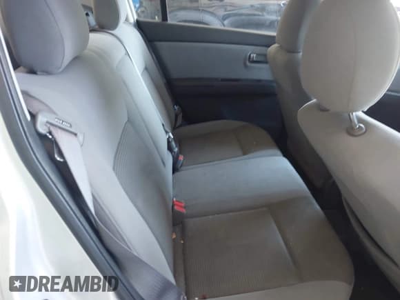 ✅ 2012 Nissan Sentra SR • VIN: 3N1AB6AP7CL742466 • Лот: 42580717. Опубликован ранее на IAAI с пробегом 126 361 миль. Бесплатный доступ к архиву аукционных продаж из США и подробный отчёт об истории автомобиля на DreamBid. Изображение 8.