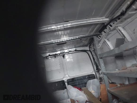 ✅ 2012 Chevrolet Express Cargo • VIN: 1GCWGFCA6C1166700 • Lot: 42747855. Wystawiony na IAAI z przebiegiem Nie podano. Bezpłatny archiwum sprzedaży aukcyjnych z USA i szczegółowy raport historii pojazdu na DreamBid. Zdjęcie 8.