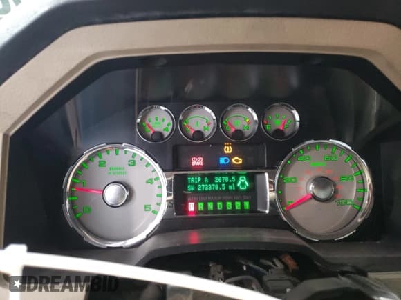 ✅ 2008 Ford F-350 XL • VIN: 1FTWW31R78EC78318 • Lot: 42215235. Listed on Copart with 273,378 mi. Free auction sales archive from the USA and detailed vehicle history report at DreamBid. Image 9.