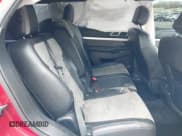 ✅ 2017 Ford Explorer XLT • VIN: 1FM5K7D81HGE18994 • Lot: 42019105. Listed on IAAI with 100,279 mi. Free auction sales archive from the USA and detailed vehicle history report at DreamBid. Image 8.