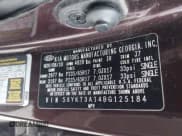 ✅ 2011 Kia Sorento LX • VIN: 5XYKT3A14BG125184 • Lot: 43722503. Wystawiony na IAAI z przebiegiem 257 937 mil. Bezpłatny archiwum sprzedaży aukcyjnych z USA i szczegółowy raport historii pojazdu na DreamBid. Zdjęcie 9.