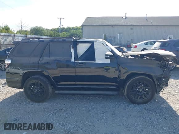 ✅ 2021 Toyota 4Runner Nightshade • VIN: JTEJU5JR5M5937420 • Lot: 43106000. Wystawiony na IAAI z przebiegiem 56 479 mil. Bezpłatny archiwum sprzedaży aukcyjnych z USA i szczegółowy raport historii pojazdu na DreamBid. Zdjęcie 12.