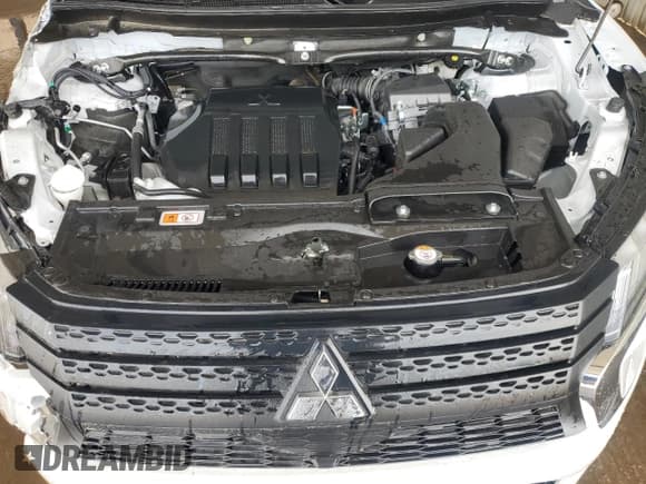 ✅ 2025 Mitsubishi Eclipse Cross SE • VIN: JA4ATWAAXSZ033716 • Lot: 90640415. Wystawiony na Copart z przebiegiem 11 252 mil. Bezpłatny archiwum sprzedaży aukcyjnych z USA i szczegółowy raport historii pojazdu na DreamBid. Zdjęcie 12.