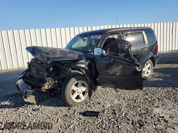 ✅ 2007 Dodge Nitro SLT • VIN: 1D8GU58K27W583315 • Lot: 91631875. Wystawiony na Copart z przebiegiem 178 854 mil. Bezpłatny archiwum sprzedaży aukcyjnych z USA i szczegółowy raport historii pojazdu na DreamBid. Zdjęcie 1.