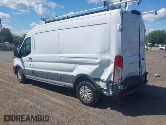 ✅ 2023 Ford Transit Cargo • VIN: 1FTBR1C83PKA34468 • Лот: 43081682. Опубликован ранее на IAAI с пробегом 83 741 миль. Бесплатный доступ к архиву аукционных продаж из США и подробный отчёт об истории автомобиля на DreamBid. Изображение 3.