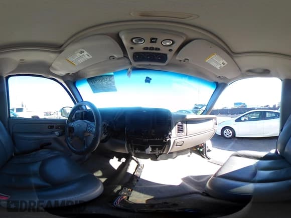 ✅ 2006 Chevrolet Suburban LTZ • VIN: 1GNFK16U26J165336 • Lot: 43485741. Listed on IAAI with 148,413 mi. Free auction sales archive from the USA and detailed vehicle history report at DreamBid. Image 17.