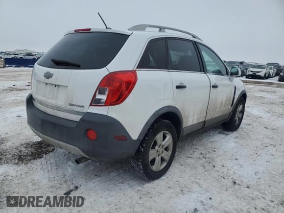 ✅ 2014 Chevrolet Captiva Sport LS • VIN: 3GNAL2EK3ES615134 • Lot: 45279295. Wystawiony na Copart z przebiegiem 155 669 mil. Bezpłatny archiwum sprzedaży aukcyjnych z USA i szczegółowy raport historii pojazdu na DreamBid. Zdjęcie 3.