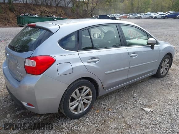 ✅ 2016 Subaru Impreza Premium • VIN: JF1GPAB64G8246620 • Lot: 43429375. Listed on IAAI with 77,998 mi. Free auction sales archive from the USA and detailed vehicle history report at DreamBid. Image 4.