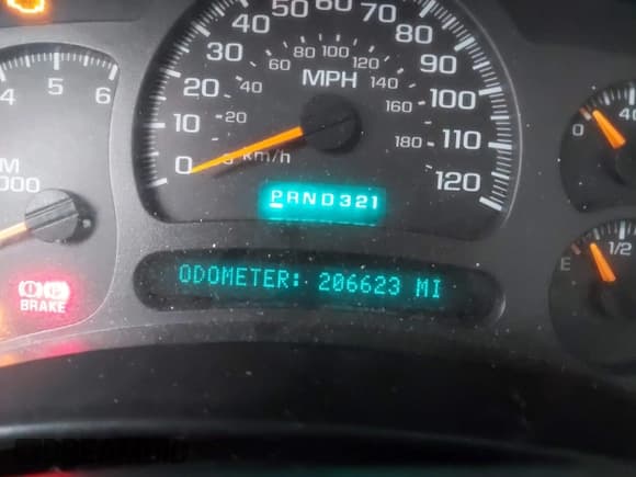 ✅ 2004 Chevrolet Silverado 1500 Z71 • VIN: 1GCEK19T94E206106 • Лот: 41473698. Опубликован ранее на IAAI с пробегом 206 623 миль. Бесплатный доступ к архиву аукционных продаж из США и подробный отчёт об истории автомобиля на DreamBid. Изображение 15.