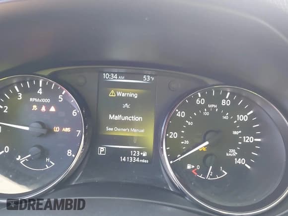 ✅ 2017 Nissan Rogue SV • VIN: KNMAT2MT6HP592082 • Lot: 43793189. Wystawiony na IAAI z przebiegiem 141 334 mil. Bezpłatny archiwum sprzedaży aukcyjnych z USA i szczegółowy raport historii pojazdu na DreamBid. Zdjęcie 7.