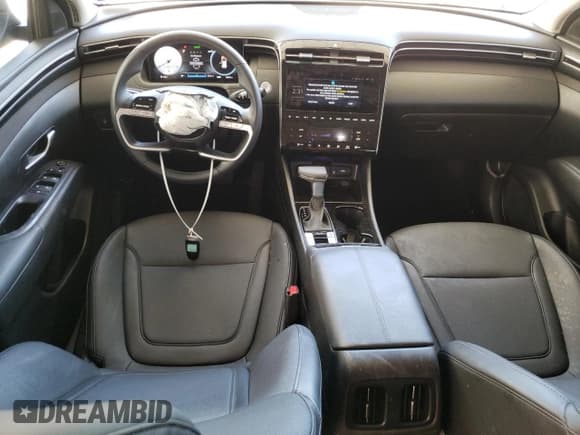 ✅ 2024 Hyundai Tucson SEL • VIN: 5NMJF3DEXRH298175 • Lot: 55179914. Wystawiony na Copart z przebiegiem 14 815 mil. Bezpłatny archiwum sprzedaży aukcyjnych z USA i szczegółowy raport historii pojazdu na DreamBid. Zdjęcie 8.