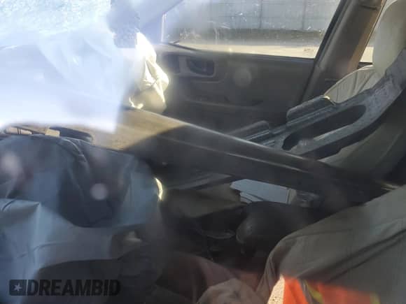 2002 Hyundai Santa Fe GLS z VIN KM8SC13D52U181981, wystawiony jako Copart lot #41909695 z przebiegiem Nie podano mil oraz Szkoda całkowita • Salvage title. Historia ofert i sprzedaży dostępna na DreamBid. Obrazek 8.