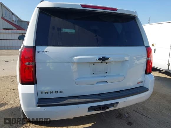 ✅ 2019 Chevrolet Tahoe LT • VIN: 1GNSKBKC3KR265748 • Lot: 41965982. Listed on IAAI with 182,006 mi. Free auction sales archive from the USA and detailed vehicle history report at DreamBid. Image 6.