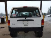 ✅ 1998 Jeep Cherokee Sport • VIN: 1J4FJ68S7WL169885 • Lot: 43792886. Listed on IAAI with 201,014 mi. Free auction sales archive from the USA and detailed vehicle history report at DreamBid. Image 17.