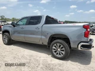✅ 2021 Chevrolet Silverado 1500 LT • VIN: 1GCPYJEK1MZ404028 • Lot: 64095194. Wystawiony na Copart z przebiegiem 28 663 mil. Bezpłatny archiwum sprzedaży aukcyjnych z USA i szczegółowy raport historii pojazdu na DreamBid. Zdjęcie 2.
