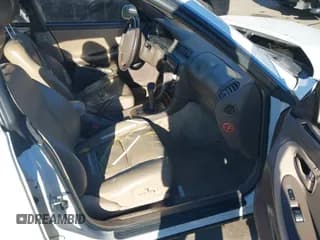 ✅ 1996 Lexus ES 300 • VIN: JT8BF12G2T0163288 • Lot: 41371907. Listed on IAAI with 357,687 mi. Free auction sales archive from the USA and detailed vehicle history report at DreamBid. Image 5.