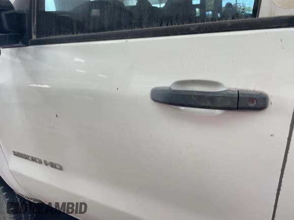 ✅ 2019 Chevrolet Silverado 2500HD Work Truck • VIN: 1GC1CREG4KF222935 • Лот: 43855560. Опубликован ранее на IAAI с пробегом 220 407 миль. Бесплатный доступ к архиву аукционных продаж из США и подробный отчёт об истории автомобиля на DreamBid. Изображение 31.