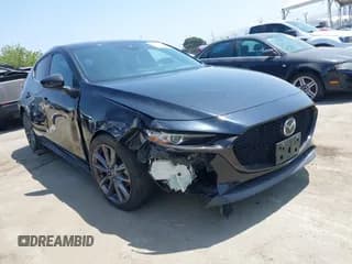 ✅ 2019 Mazda 3 Preferred • VIN: JM1BPAMM1K1139400 • Lot: 42332209. Wystawiony na IAAI z przebiegiem 55 935 mil. Bezpłatny archiwum sprzedaży aukcyjnych z USA i szczegółowy raport historii pojazdu na DreamBid. Zdjęcie 1.