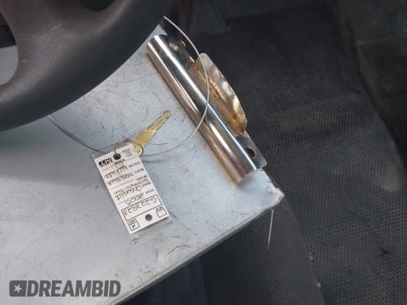 ✅ 2005 Chevrolet Silverado 1500 Work Truck • VIN: 1GCEC14XX5Z223823 • Лот: 42798764. Опубликован ранее на IAAI с пробегом 60 880 миль. Бесплатный доступ к архиву аукционных продаж из США и подробный отчёт об истории автомобиля на DreamBid. Изображение 11.