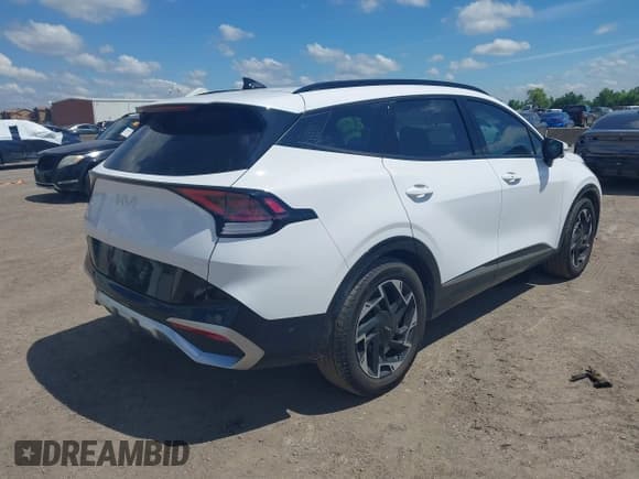 ✅ 2024 Kia Sportage SX-Prestige • VIN: 5XYK53DF3RG151433 • Lot: 42208334. Listed on IAAI with 32,405 mi. Free auction sales archive from the USA and detailed vehicle history report at DreamBid. Image 4.