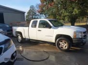 ✅ 2007 Chevrolet Silverado 1500 Work Truck • VIN: 1GCEK19C97E500349 • Лот: 43659427. Опубликован ранее на IAAI с пробегом 338 333 миль. Бесплатный доступ к архиву аукционных продаж из США и подробный отчёт об истории автомобиля на DreamBid. Изображение 13.