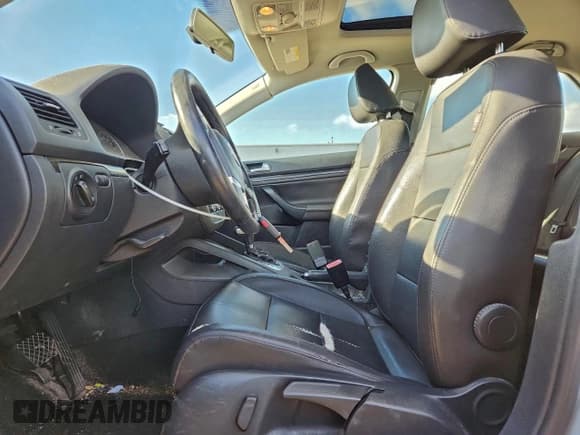 ✅ 2010 Volkswagen Jetta SE • VIN: 3VWRZ7AJ3AM023555 • Лот: 96520055. Опубликован ранее на Copart с пробегом 185 311 миль. Бесплатный доступ к архиву аукционных продаж из США и подробный отчёт об истории автомобиля на DreamBid. Изображение 7.