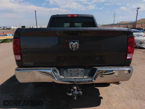 2018 Ram 1500 Tradesman z VIN 1C6RR6FG4JS350779, wystawiony jako Copart lot #68712325 z przebiegiem 140 180 mil mil oraz Szkoda całkowita • Salvage title. Historia ofert i sprzedaży dostępna na DreamBid. Obrazek 6.