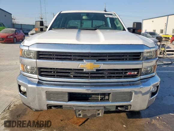 ✅ 2015 Chevrolet Silverado 2500HD LT • VIN: 1GC1KVEG0FF528225 • Лот: 86517815. Опубликован ранее на Copart с пробегом 283 951 миль. Бесплатный доступ к архиву аукционных продаж из США и подробный отчёт об истории автомобиля на DreamBid. Изображение 5.