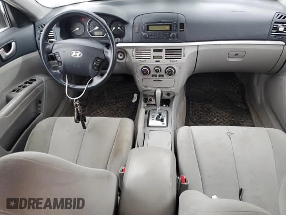 ✅ 2008 Hyundai Sonata GLS • VIN: 5NPET46FX8H336463 • Лот: 81800784. Опубликован ранее на Copart с пробегом 210 990 миль. Бесплатный доступ к архиву аукционных продаж из США и подробный отчёт об истории автомобиля на DreamBid. Изображение 8.