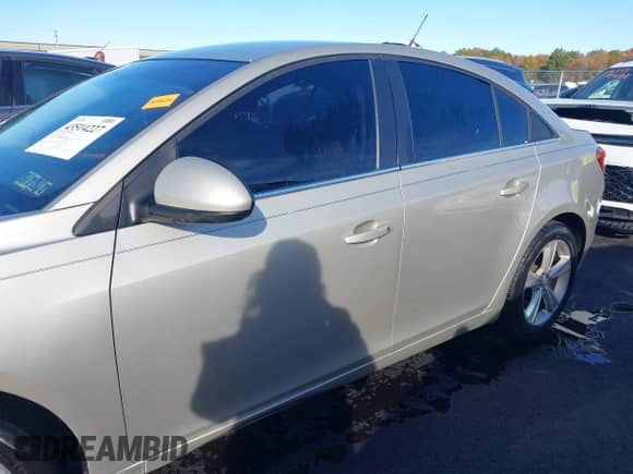 2014 Chevrolet Cruze 2LT with VIN 1G1PE5SBXE7257699, listed as a IAAI auction lot 43514227 with 131,115 mi miles and . Bid and sale history available at DreamBid. Image 14.