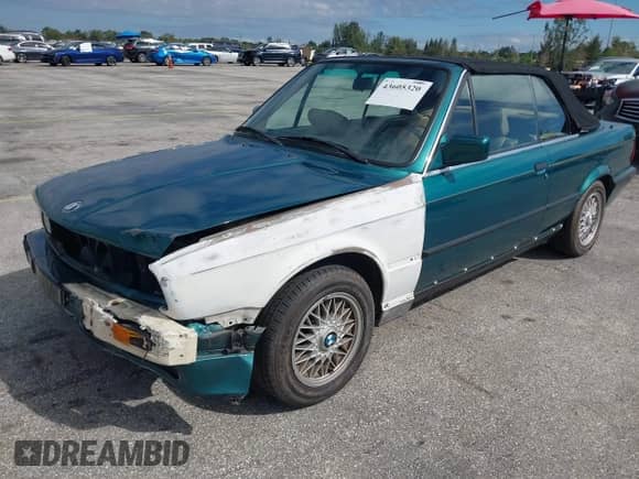 1992 BMW 3 Series с VIN WBABB2311NEC29932, выставлен на аукционе IAAI как лот 43605320 с пробегом 133 331 миль миль и . История ставок и продаж доступна на DreamBid. Изображение 6.