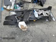 ✅ 2008 Ford Econoline Cargo Commercial • VIN: 1FTNE24W38DA88712 • Лот: 70711695. Опубликован ранее на Copart с пробегом 219 280 миль. Бесплатный доступ к архиву аукционных продаж из США и подробный отчёт об истории автомобиля на DreamBid. Изображение 13.