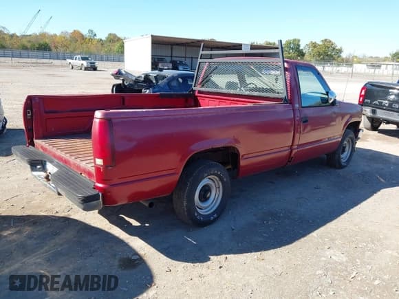 ✅ 1990 Chevrolet Silverado 1500 • VIN: 1GCDC14H9LZ219165 • Lot: 43447528. Wystawiony na IAAI z przebiegiem 272 427 mil. Bezpłatny archiwum sprzedaży aukcyjnych z USA i szczegółowy raport historii pojazdu na DreamBid. Zdjęcie 4.