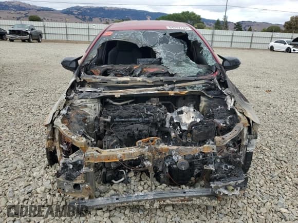 ✅ 2021 Toyota Corolla SE • VIN: JTND4MBE2M3107671 • Лот: 84302785. Опубликован ранее на Copart с пробегом Не указан. Бесплатный доступ к архиву аукционных продаж из США и подробный отчёт об истории автомобиля на DreamBid. Изображение 5.