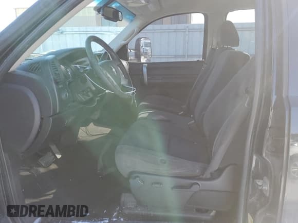 ✅ 2009 Chevrolet Silverado 2500HD LT • VIN: 1GCHK53679F175673 • Lot: 45703225. Listed on Copart with 262,834 mi. Free auction sales archive from the USA and detailed vehicle history report at DreamBid. Image 7.