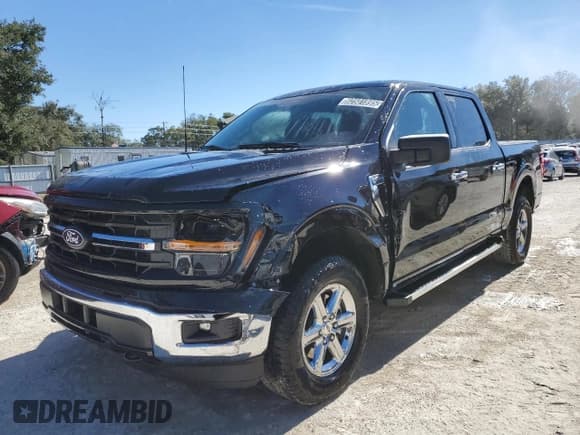 ✅ 2025 Ford F-150 XLT • VIN: 1FTEW3LP9SKE15873 • Lot: 92501895. Wystawiony na Copart z przebiegiem 13 145 mil. Bezpłatny archiwum sprzedaży aukcyjnych z USA i szczegółowy raport historii pojazdu na DreamBid. Zdjęcie 1.