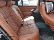 ✅ 2023 BMW 7 Series 740i • VIN: WBA23EH08PCM38868 • Лот: 59627874. Опубликован ранее на Copart с пробегом 17 691 миль. Бесплатный доступ к архиву аукционных продаж из США и подробный отчёт об истории автомобиля на DreamBid. Изображение 10.