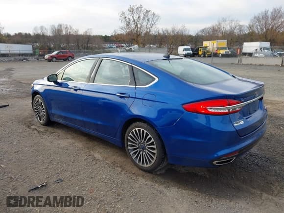 ✅ 2017 Ford Fusion SE • VIN: 3FA6P0H90HR122805 • Lot: 43655537. Listed on IAAI with 152,122 mi. Free auction sales archive from the USA and detailed vehicle history report at DreamBid. Image 3.