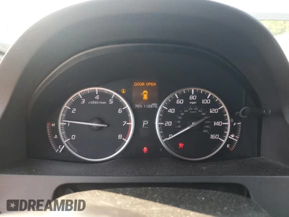 ✅ 2018 Acura RDX Technology • VIN: 5J8TB4H58JL007679 • Lot: 71416555. Wystawiony na Copart z przebiegiem 112 876 mil. Bezpłatny archiwum sprzedaży aukcyjnych z USA i szczegółowy raport historii pojazdu na DreamBid. Zdjęcie 9.