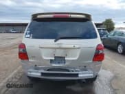 ✅ 2007 Toyota Highlander • VIN: JTEGP21A070127169 • Lot: 41783072. Wystawiony na IAAI z przebiegiem 114 999 mil. Bezpłatny archiwum sprzedaży aukcyjnych z USA i szczegółowy raport historii pojazdu na DreamBid. Zdjęcie 17.