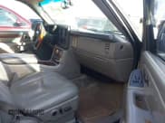 ✅ 2006 Cadillac Escalade • VIN: 1GYEK63N46R123034 • Lot: 43853573. Listed on IAAI with 180,509 mi. Free auction sales archive from the USA and detailed vehicle history report at DreamBid. Image 5.