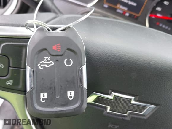 ✅ 2022 Chevrolet Silverado 1500 RST • VIN: 1GCUYEED8NZ146071 • Лот: 42298174. Опубликован ранее на IAAI с пробегом 64 542 миль. Бесплатный доступ к архиву аукционных продаж из США и подробный отчёт об истории автомобиля на DreamBid. Изображение 11.