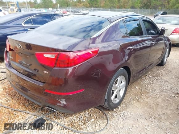 ✅ 2014 Kia Optima LX • VIN: 5XXGM4A77EG321044 • Lot: 43660695. Wystawiony na IAAI z przebiegiem 252 391 mil. Bezpłatny archiwum sprzedaży aukcyjnych z USA i szczegółowy raport historii pojazdu na DreamBid. Zdjęcie 4.