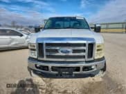 ✅ 2009 Ford F-250 XL • VIN: 1FTSW21R49EA82542 • Лот: 93883565. Опубликован ранее на Copart с пробегом 236 889 миль. Бесплатный доступ к архиву аукционных продаж из США и подробный отчёт об истории автомобиля на DreamBid. Изображение 5.