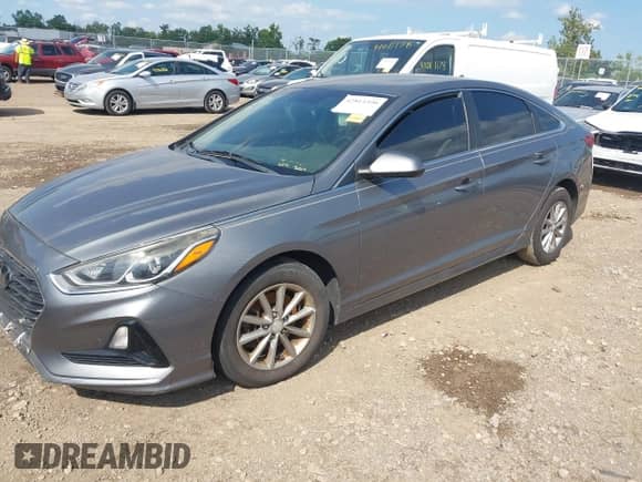 2018 Hyundai Sonata SE с VIN 5NPE24AFXJH625164, выставлен на аукционе IAAI как лот 42813390 с пробегом 124 740 миль миль и . История ставок и продаж доступна на DreamBid. Изображение 17.