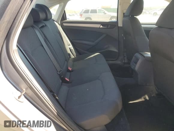 ✅ 2013 Volkswagen Passat S • VIN: 1VWAP7A34DC012879 • Lot: 86543405. Listed on Copart with 165,754 mi. Free auction sales archive from the USA and detailed vehicle history report at DreamBid. Image 10.