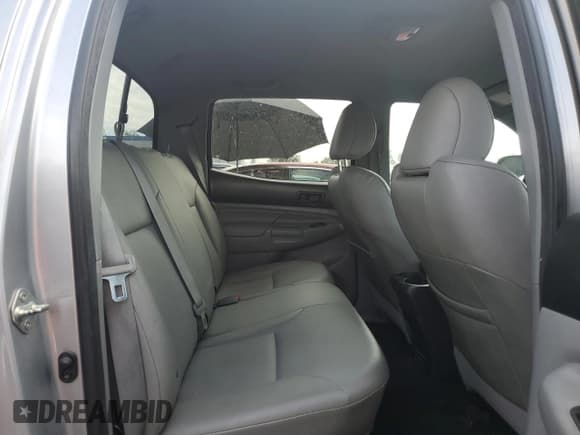 ✅ 2014 Toyota Tacoma • VIN: 3TMMU4FN5EM063700 • Лот: 86124275. Опубликован ранее на Copart с пробегом 179 438 миль. Бесплатный доступ к архиву аукционных продаж из США и подробный отчёт об истории автомобиля на DreamBid. Изображение 10.